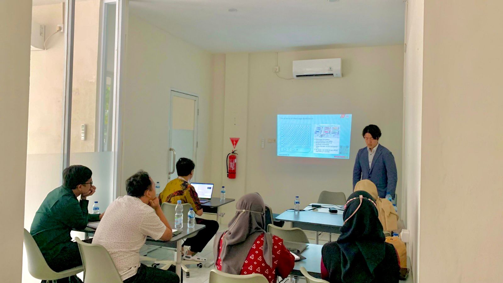 https://labservice.co.id/files/file/data-web-1/data-user-1/postgroup/b4f594dbe928d7762f39937991df8e10/whatsapp-image-2024-09-20-at-103617-2024-09-20-103941.jpeg